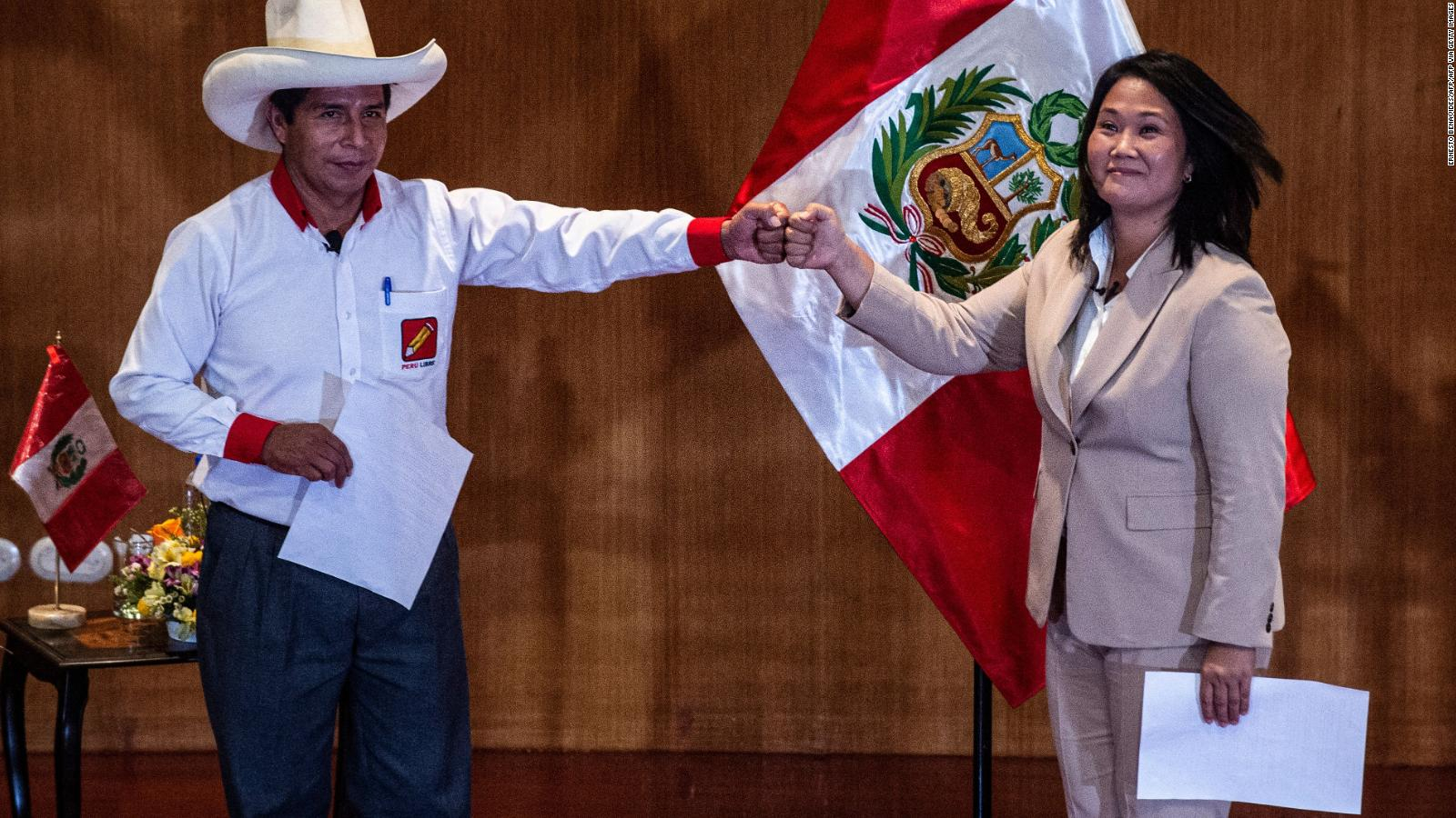 El tribunal electoral peruano proclama presidente a Pedro Castillo y Keiko Fujimori admite el resultado